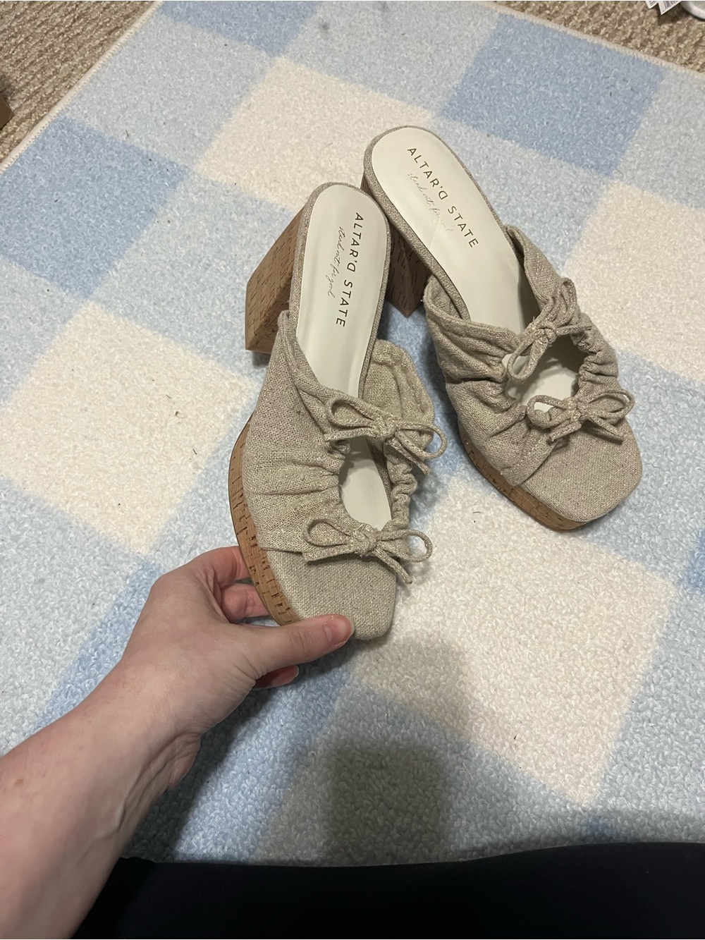 Altar'd State Natural Beige Knotted Block Heel Mules size 8